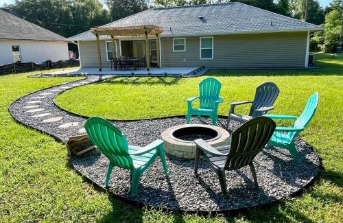 Northeast Pensacola House | Pensacola Coastal Retreat Near UWF Family-friendly