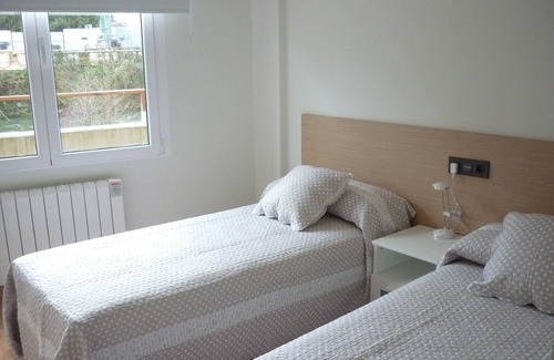 Sarria Hostel | Pensión Albergue Puente Ribeira - Hostel