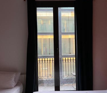 Gothic Quarter House | Pensión Arosa
