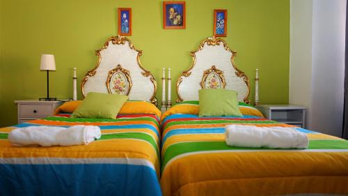 Old Town House | Pensión Sandoval by gaiarooms