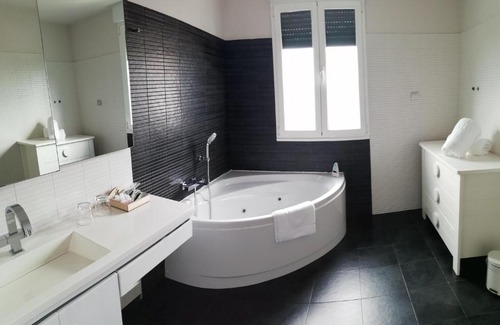 Villalba House | PENSIÓN SUITES CAMIÑO NORTE
