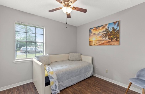 Myrtle Grove House | Pensicola Paradise A - 20 min from Perdido & Pensicola Beach