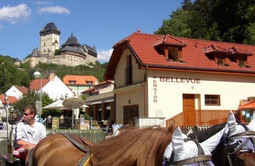 Karlstejn House | Pension a Restaurace Vyhlídka