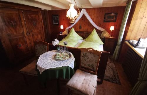 Weilheim House | Pension Adler
