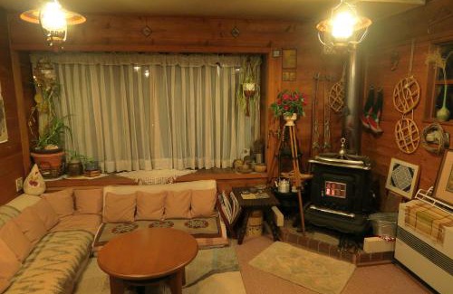 Echo Land House | Pension Agi