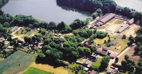 Alt Zeschdorf House | Pension Am Seeberg