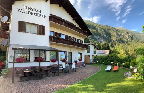 Lake Pressegger House | Pension & Apartments Waldkrieber