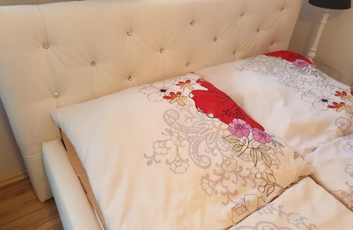 Schloßlein House | Pension Birgit