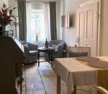Landsberg am Lech House | Pension Chapeau