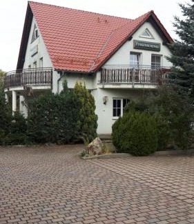 Groeditz House | Pension Finkenschenke