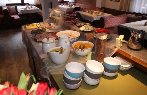 Oetz Bed & Breakfast | Pension Garni Gerhard