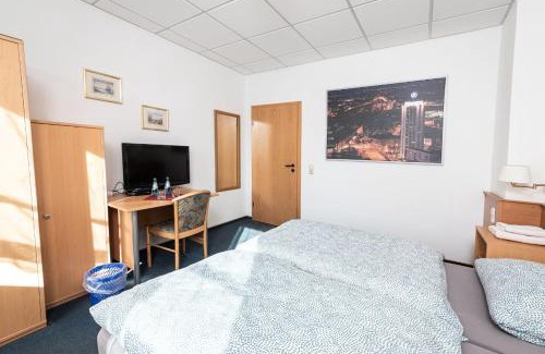 Burghausen-Rueckmarsdorf House | Pension Greiser