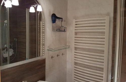 Regenhutte House | Pension Hüttendorf 49 gradnord