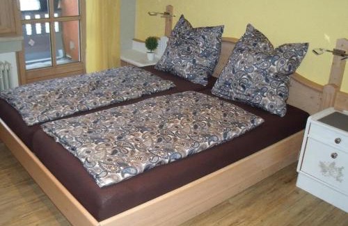Regenhutte House | Pension Hüttendorf 49 gradnord