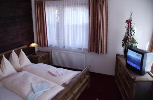 Kaprun House | Pension Heidi