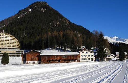 Davos-Dorf Hotel | Pension Hof zur Stilli
