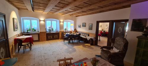 Uehlingen-Birkendorf House | Pension Kaiserhaus