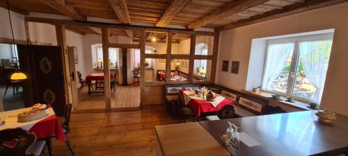 Uehlingen-Birkendorf House | Pension Kaiserhaus