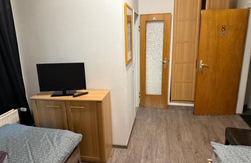 Osterholz-Scharmbeck House | Pension Kalifornia Zimmer 8 Doppelzimmer für 2 Personen