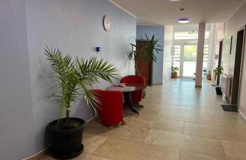 Magdeburg House | Pension Lara