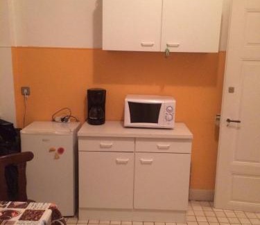Weil am Rhein House | Pension Lefebvre