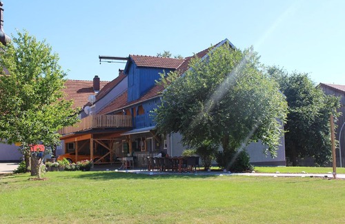 Puchersreuth House | Pension Mois