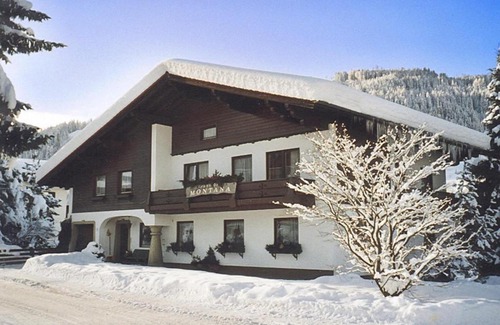 Wagrain Bed & Breakfast | Pension Montana