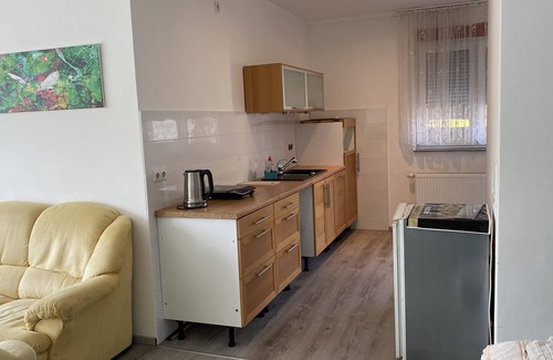 Neckarau House | Pension Neon