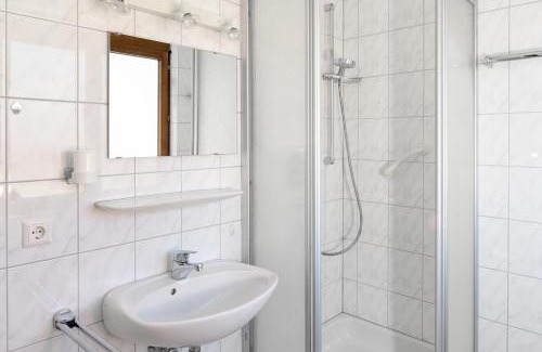 Bad Buchau Hotel | Pension Neustart