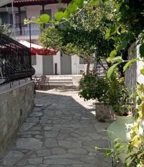 Skiathos House | Pension Nikolas
