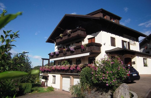 Koppl House | Pension Nocksteinblick