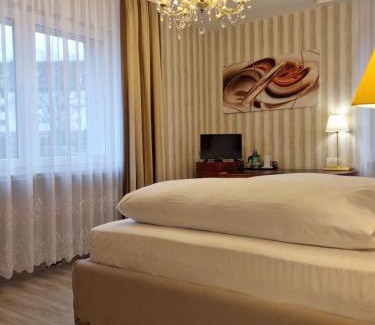 Bad Hersfeld House | Pension Pale' Bach