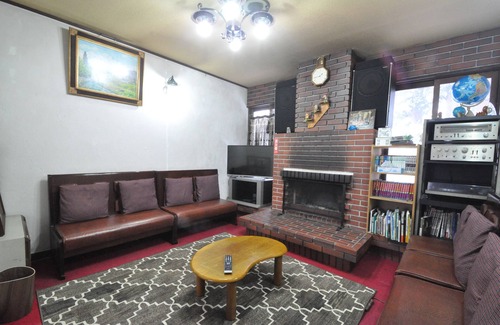 Iida House | Pension Risuno Koya