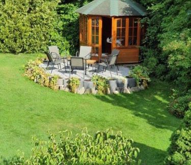 Usseln House | Pension Robin Hood