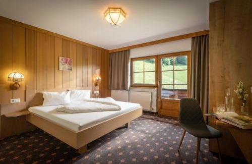 Oberau Apartment | Pension Schneerose - Wildschönau - PREMIUM CARD im Sommer