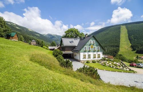 Spindleruv Mlyn House | Pension Slunečnice & Panorama Restaurant Farma