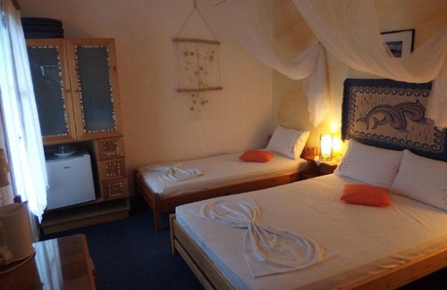 Katapola Apartment | Pension Titika
