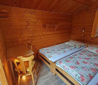 Troja House | Pension Trojská