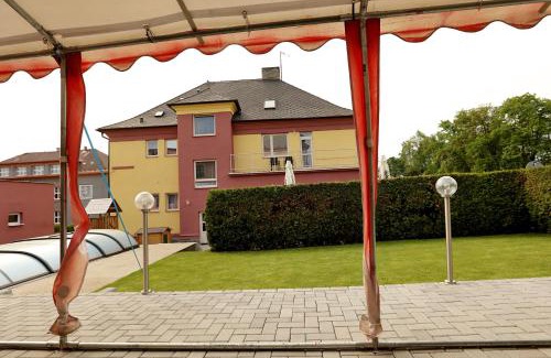 Domazlice Hotel | Pension Viola