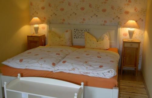 Finsterbergen House | Pension Waldesblick