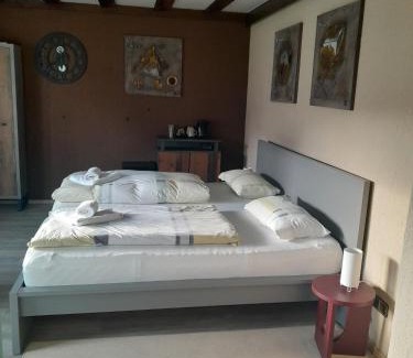 Hunstetten House | Pension Zum Adler