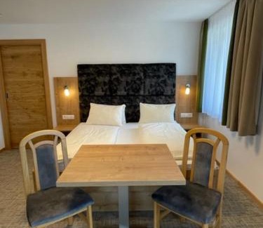 Wagrain House | Pension Zum wilden Hannes