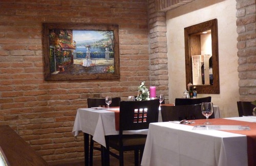 Nitra House | Pensione Ristorante Moretti