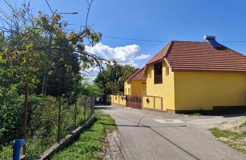 Riu de Mori House | Pensiunea Agroturistica La Doina