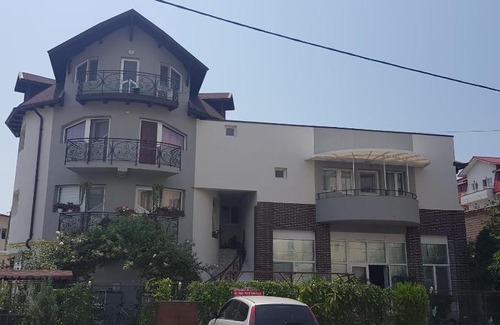 Tirgu Jiu House | Pensiunea Beny