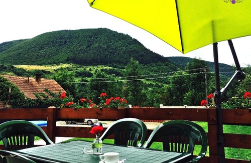 Capusu Mare House | Pensiunea Casa Florela
