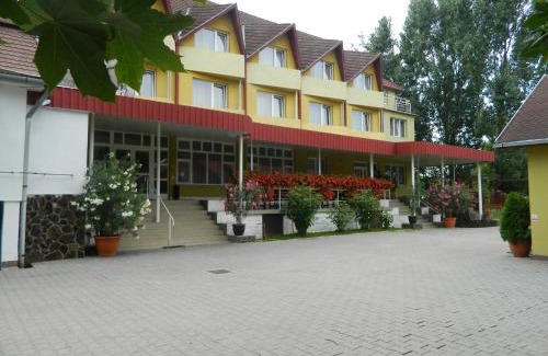 Gornesti House | Pensiunea Grandlion