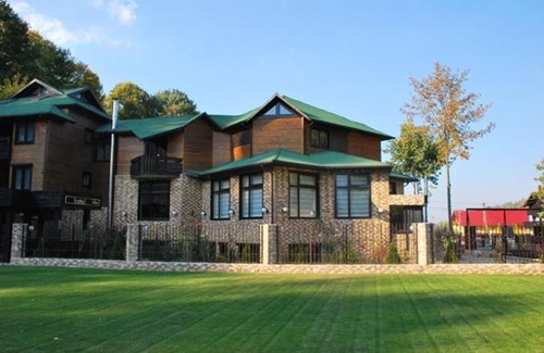 Moieciu House | Pensiunea Hillden