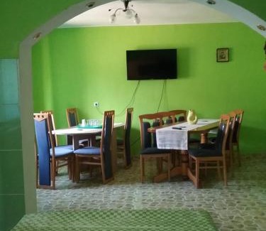 Baia de Fier House | Pensiunea Magura