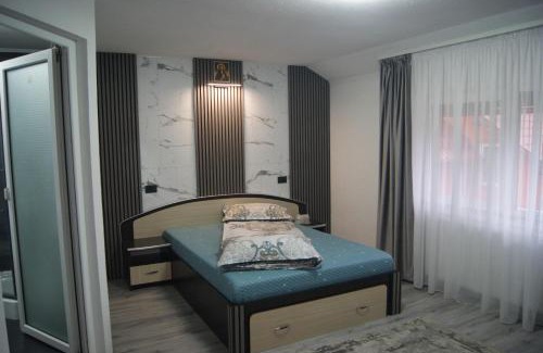 Zarnesti House | Pensiunea Monady